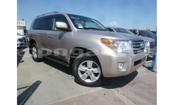 Buy Import Toyota Land Cruiser Other Car in Import - Dubai in Enga Buy Import Toyota Land Cruiser Other Car in Import - Dubai in Enga