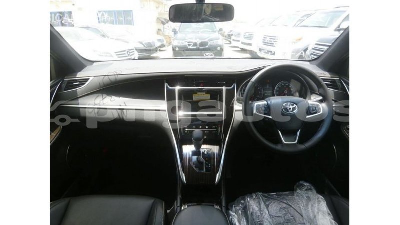 Big with watermark toyota harrier enga import dubai 5420