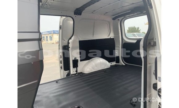Buy Import Hyundai Cargo White Car in Import - Dubai in Enga Buy Import Hyundai Cargo White Car in Import - Dubai in Enga