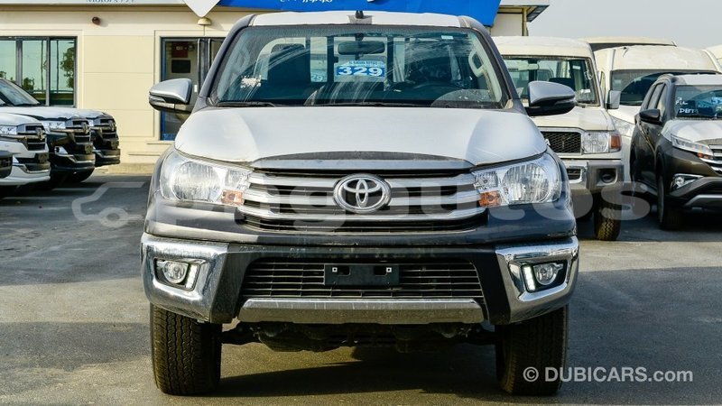 Big with watermark toyota hilux enga import dubai 5428