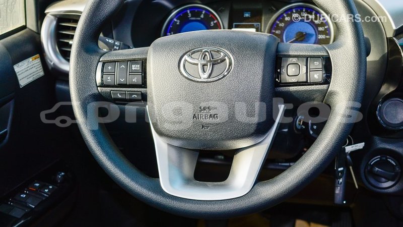 Big with watermark toyota hilux enga import dubai 5428