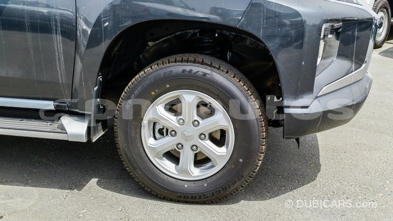 Big with watermark mitsubishi l200 enga import dubai 5430