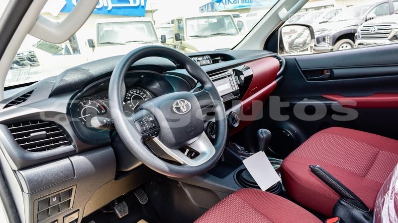 Big with watermark toyota hilux enga import dubai 5431