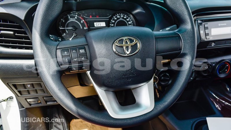 Big with watermark toyota hilux enga import dubai 5431
