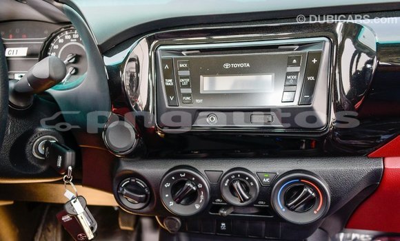 Buy Import Toyota Hilux White Car in Import - Dubai in Enga Buy Import Toyota Hilux White Car in Import - Dubai in Enga