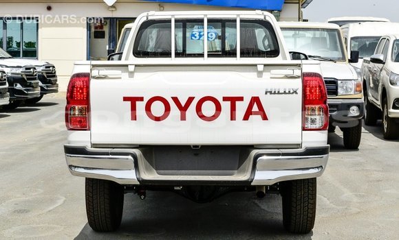 Buy Import Toyota Hilux White Car in Import - Dubai in Enga Buy Import Toyota Hilux White Car in Import - Dubai in Enga