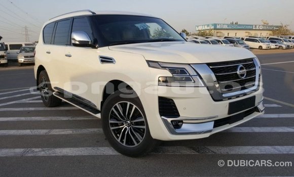 Buy Import Nissan Patrol White Car in Import - Dubai in Enga Buy Import Nissan Patrol White Car in Import - Dubai in Enga