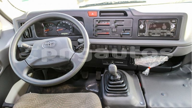 Big with watermark toyota coaster enga import dubai 5450