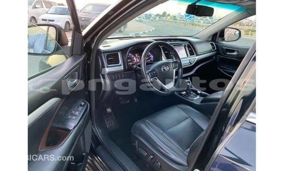 Buy Import Toyota Highlander Black Car in Import - Dubai in Enga Buy Import Toyota Highlander Black Car in Import - Dubai in Enga