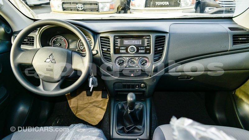 Big with watermark mitsubishi l200 enga import dubai 5455