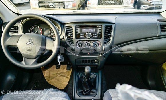 Buy Import Mitsubishi L200 White Car in Import - Dubai in Enga Buy Import Mitsubishi L200 White Car in Import - Dubai in Enga