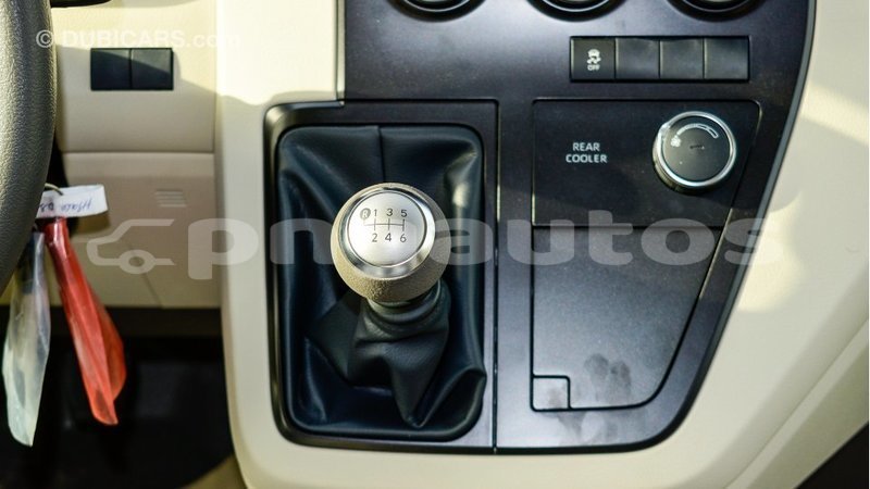 Big with watermark toyota hiace enga import dubai 5457