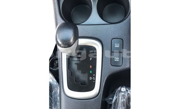 Buy Import Toyota Hilux Other Car in Import - Dubai in Enga Buy Import Toyota Hilux Other Car in Import - Dubai in Enga