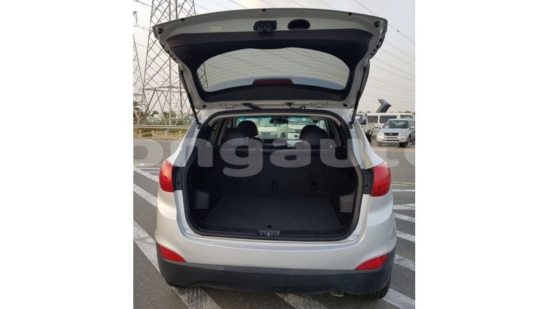 Big with watermark hyundai tucson enga import dubai 5466