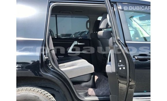 Buy Import Toyota Land Cruiser Black Car in Import - Dubai in Enga Buy Import Toyota Land Cruiser Black Car in Import - Dubai in Enga