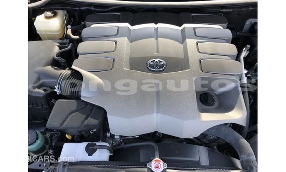 Buy Import Toyota Land Cruiser Black Car in Import - Dubai in Enga Buy Import Toyota Land Cruiser Black Car in Import - Dubai in Enga