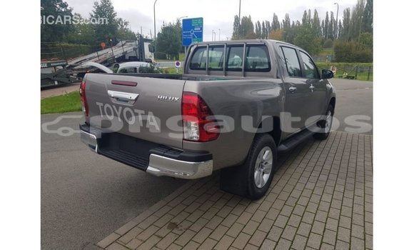 Buy Import Toyota Hilux Other Car in Import - Dubai in Enga Buy Import Toyota Hilux Other Car in Import - Dubai in Enga