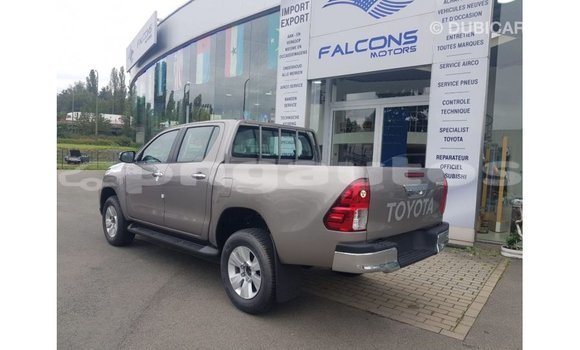 Buy Import Toyota Hilux Other Car in Import - Dubai in Enga Buy Import Toyota Hilux Other Car in Import - Dubai in Enga