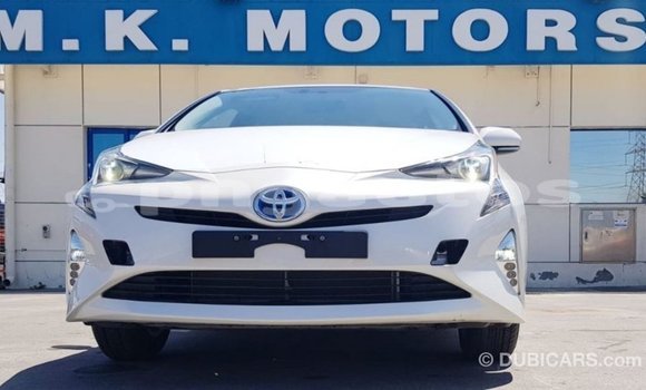 Buy Import Toyota Prius White Car in Import - Dubai in Enga Buy Import Toyota Prius White Car in Import - Dubai in Enga
