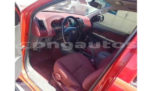 Buy Import Toyota Hilux Red Car in Import - Dubai in Enga Buy Import Toyota Hilux Red Car in Import - Dubai in Enga