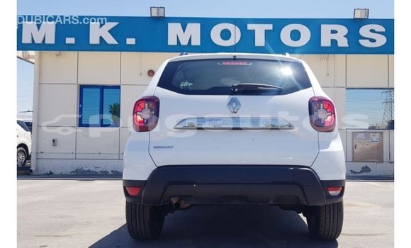 Buy Import Renault 19 White Car in Import - Dubai in Enga Buy Import Renault 19 White Car in Import - Dubai in Enga