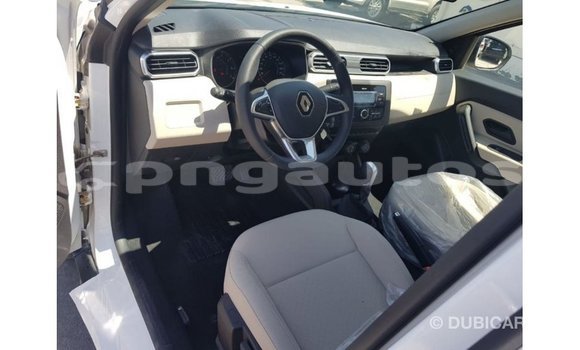Buy Import Renault 19 White Car in Import - Dubai in Enga Buy Import Renault 19 White Car in Import - Dubai in Enga