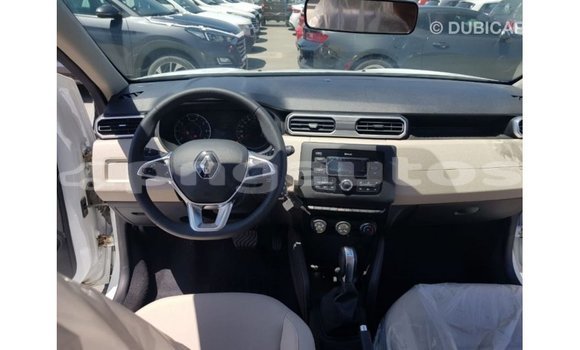 Buy Import Renault 19 White Car in Import - Dubai in Enga Buy Import Renault 19 White Car in Import - Dubai in Enga