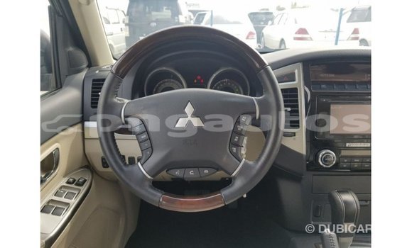 Buy Import Mitsubishi Pajero Red Car in Import - Dubai in Enga Buy Import Mitsubishi Pajero Red Car in Import - Dubai in Enga