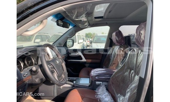 Buy Import Toyota Land Cruiser Black Car in Import - Dubai in Enga Buy Import Toyota Land Cruiser Black Car in Import - Dubai in Enga