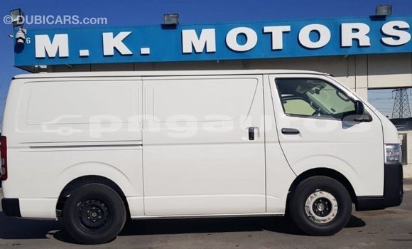 Buy Import Toyota Hiace White Car in Import - Dubai in Enga Buy Import Toyota Hiace White Car in Import - Dubai in Enga