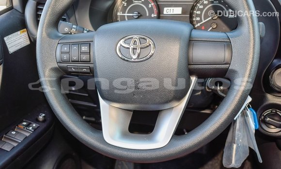 Buy Import Toyota Hilux White Car in Import - Dubai in Enga Buy Import Toyota Hilux White Car in Import - Dubai in Enga