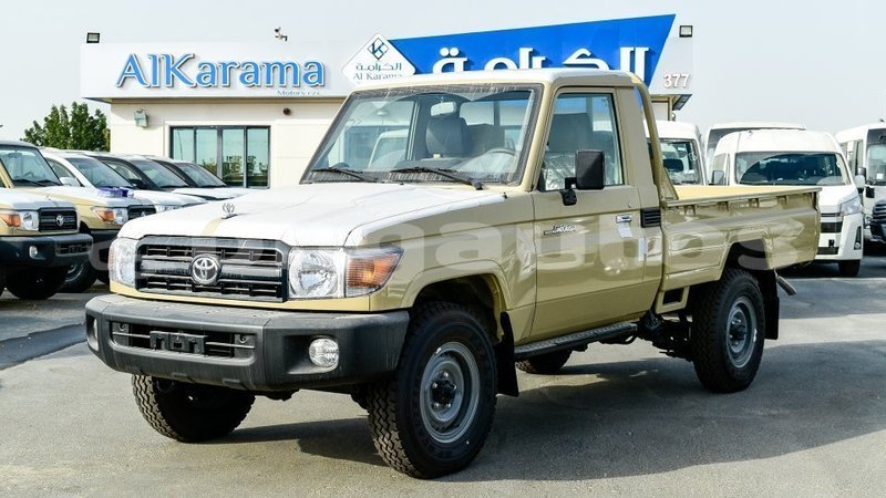 Big with watermark toyota land cruiser enga import dubai 5540