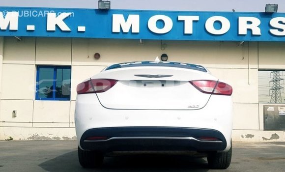 Buy Import Chrysler 200 White Car in Import - Dubai in Enga Buy Import Chrysler 200 White Car in Import - Dubai in Enga