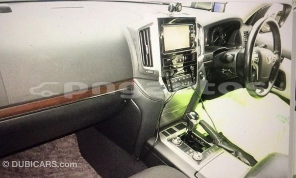 Buy Import Toyota Land Cruiser Other Car in Import - Dubai in Enga Buy Import Toyota Land Cruiser Other Car in Import - Dubai in Enga