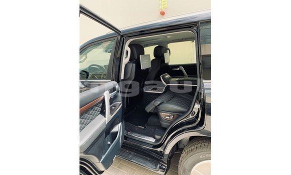 Buy Import Toyota Land Cruiser Black Car in Import - Dubai in Enga Buy Import Toyota Land Cruiser Black Car in Import - Dubai in Enga