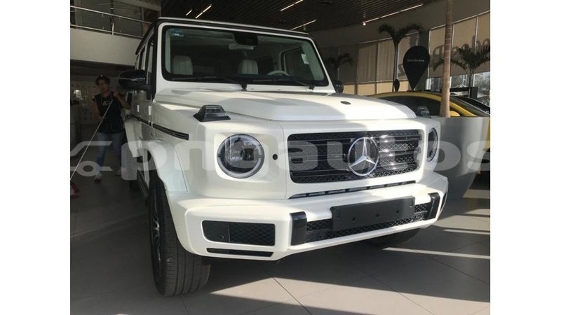 Big with watermark mercedes benz 190 enga import dubai 5569