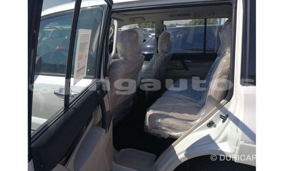 Buy Import Mitsubishi Pajero White Car in Import - Dubai in Enga Buy Import Mitsubishi Pajero White Car in Import - Dubai in Enga