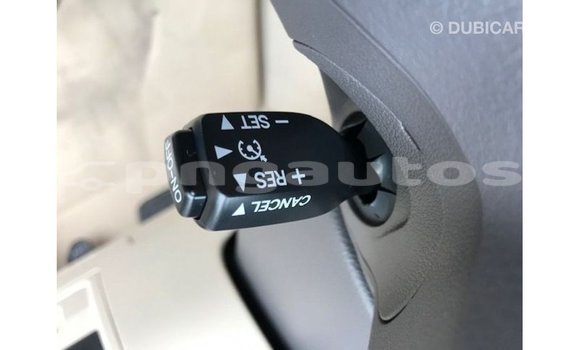 Buy Import Toyota Land Cruiser White Car in Import - Dubai in Enga Buy Import Toyota Land Cruiser White Car in Import - Dubai in Enga