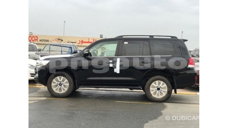 Big with watermark toyota land cruiser enga import dubai 5616