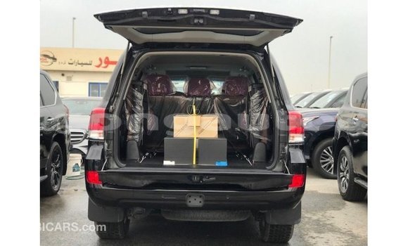 Buy Import Toyota Land Cruiser Black Car in Import - Dubai in Enga Buy Import Toyota Land Cruiser Black Car in Import - Dubai in Enga