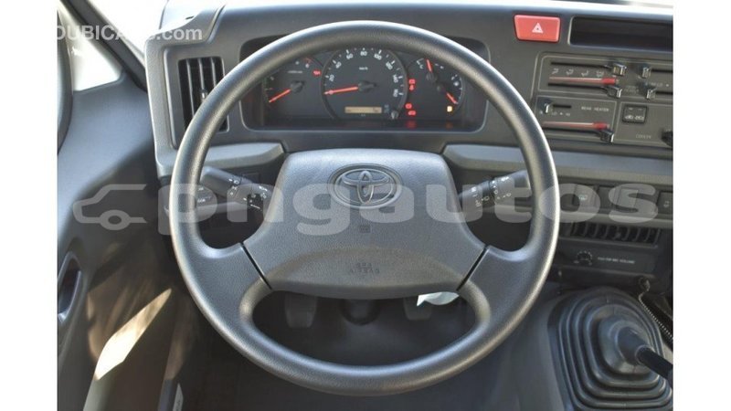 Big with watermark toyota coaster enga import dubai 5618