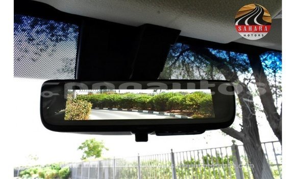 Buy Import Toyota Granvia White Car in Import - Dubai in Enga Buy Import Toyota Granvia White Car in Import - Dubai in Enga