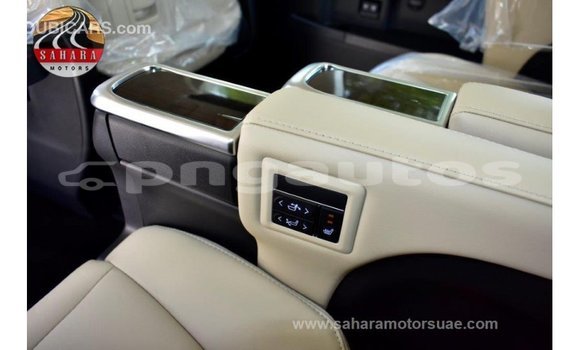 Buy Import Toyota Granvia White Car in Import - Dubai in Enga Buy Import Toyota Granvia White Car in Import - Dubai in Enga