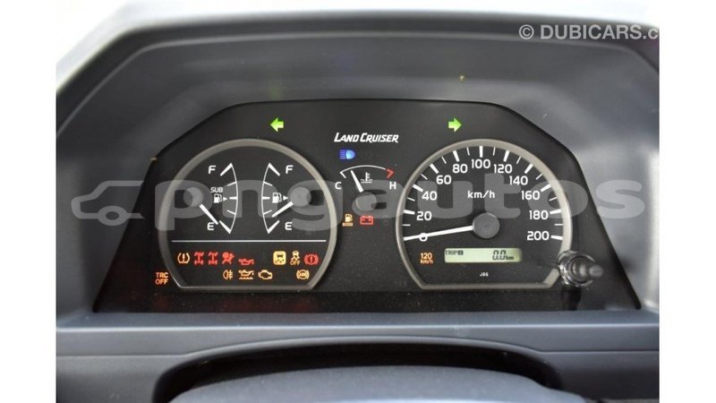 Big with watermark toyota land cruiser enga import dubai 5620