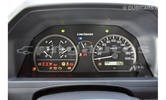 Buy Import Toyota Land Cruiser Other Car in Import - Dubai in Enga Buy Import Toyota Land Cruiser Other Car in Import - Dubai in Enga