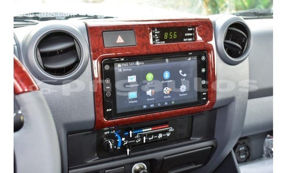 Buy Import Toyota Land Cruiser Other Car in Import - Dubai in Enga Buy Import Toyota Land Cruiser Other Car in Import - Dubai in Enga