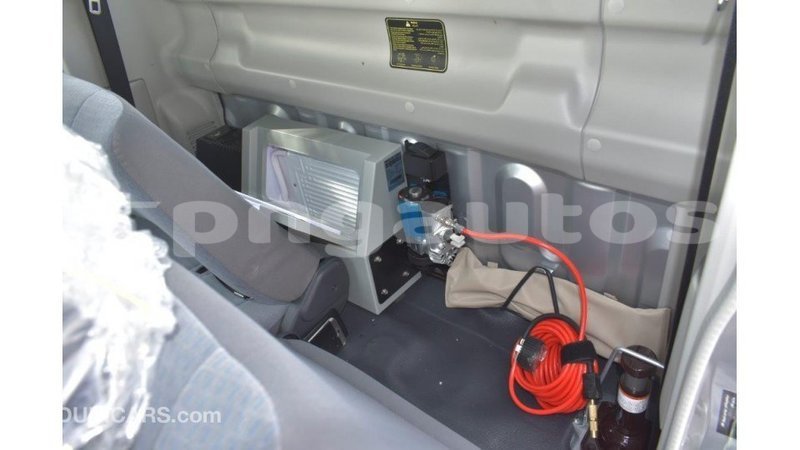 Big with watermark toyota land cruiser enga import dubai 5620