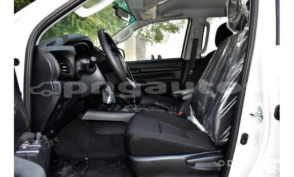 Buy Import Toyota Hilux White Car in Import - Dubai in Enga Buy Import Toyota Hilux White Car in Import - Dubai in Enga