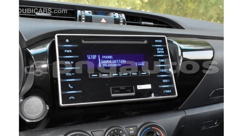 Big with watermark toyota hilux enga import dubai 5621