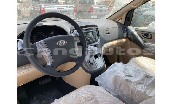 Buy Import Hyundai Accent White Car in Import - Dubai in Enga Buy Import Hyundai Accent White Car in Import - Dubai in Enga